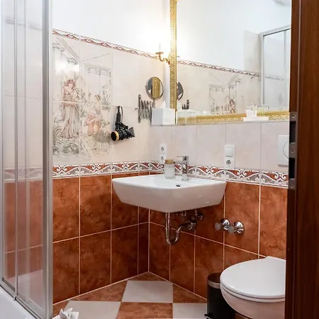 Hotel Kleine Rose Eltville am Rhein