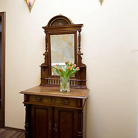 Kleine Rose 3* Eltville am Rhein