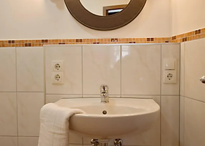 Kleine Rose 3* Eltville am Rhein