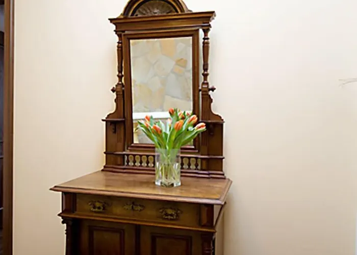 Kleine Rose 3* Eltville am Rhein